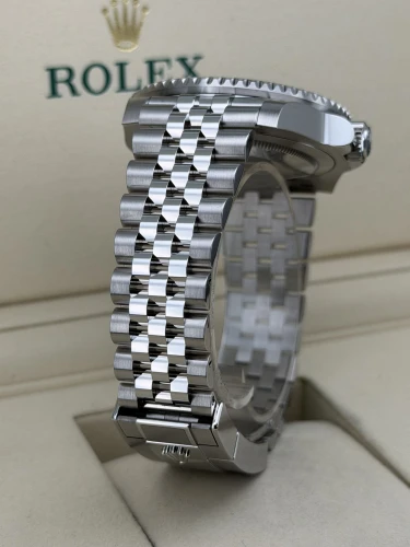 Rolex GMT-Master II ‘126710BLNR’ Batgirl 2026