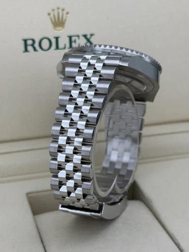 Rolex GMT-Master II ‘126710BLNR’ Batgirl 2026