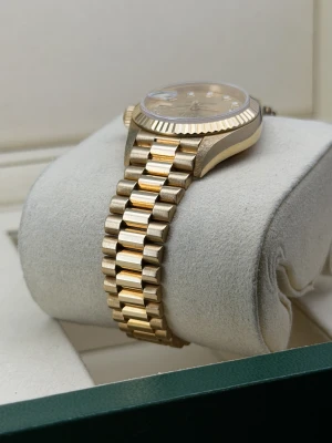 Rolex Ladies Datejust 79178 26mm Champagne Diamond Dial 2001