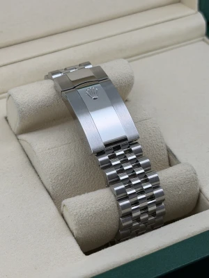 Rolex Sky-Dweller 336934 42mm Mint Dial Jubilee 2025