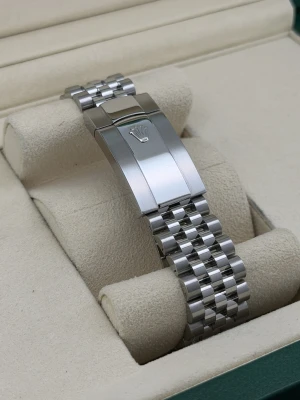 Rolex Datejust 126334 41mm Blue Diamond Dot 2021
