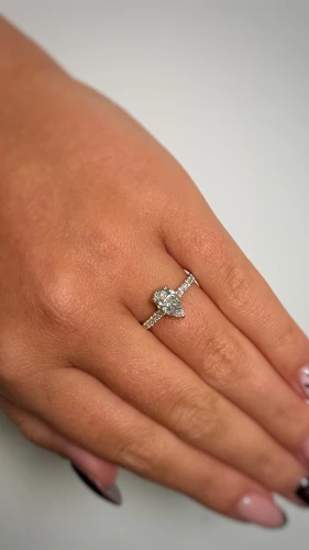 Pear-Cut Yellow Gold Lab Diamond Ring