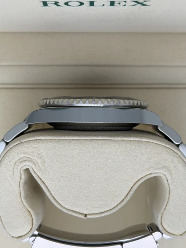 Rolex Submariner 124060 41mm Non-Date Submariner 2026